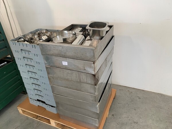43#7210 Stampi coppette in alluminio e cassette in acciaio in vendita - foto 1