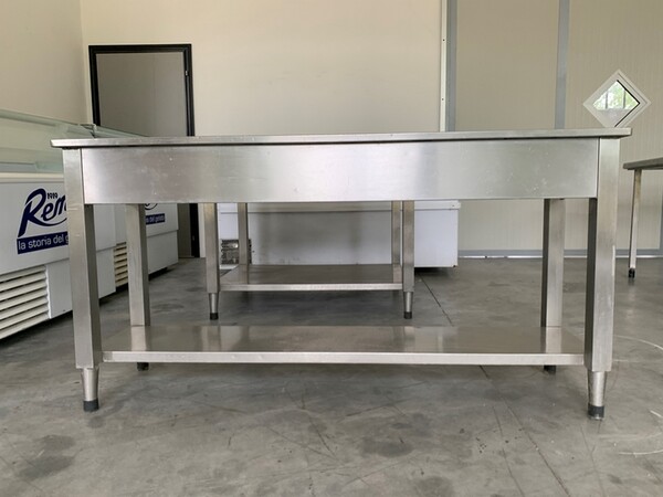 66#7210 Tavolo in acciaio in vendita - foto 4