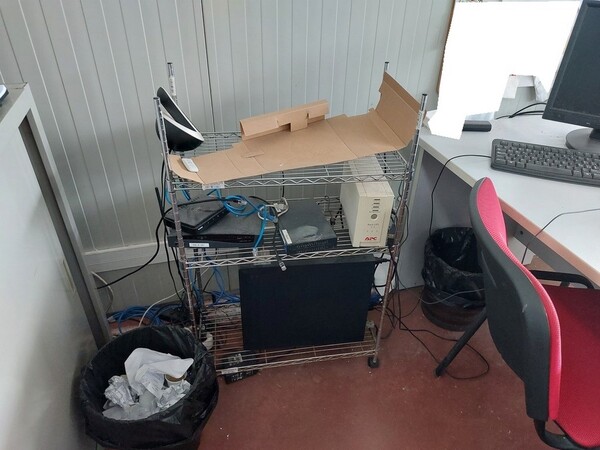 5#7220 Container isotermico e arredi ufficio in vendita - foto 17