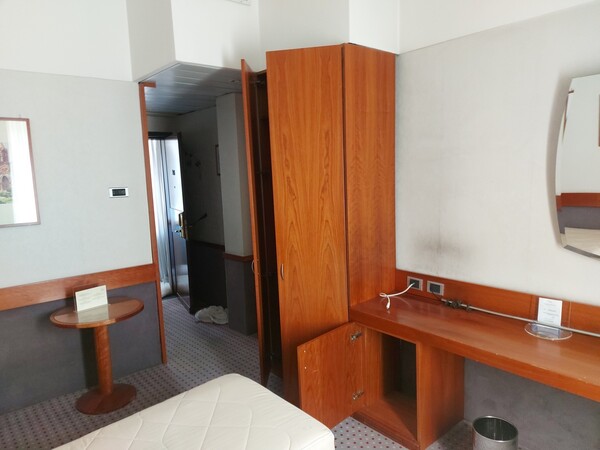 1#7224 Arredi per camere d'albergo in vendita - foto 2