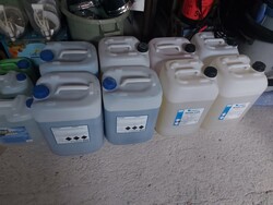Car accessories and car wash products - Lot 8 (Auction 7231)