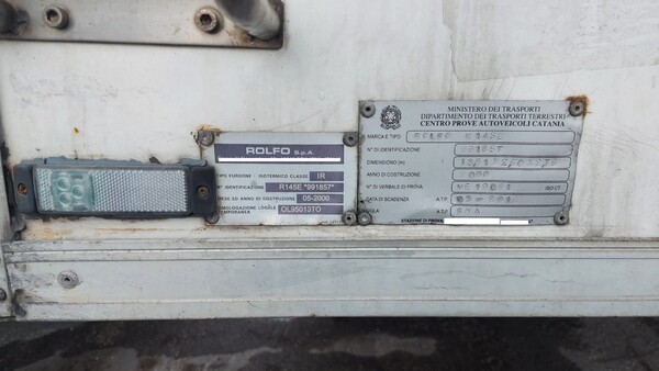 19#7237 Semirimorchio con cassone isotermico Rolfo in vendita - foto 15