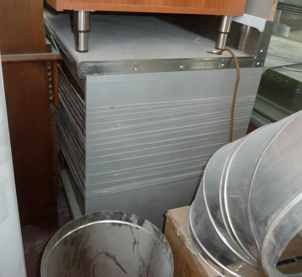 4#7244 Attrezzatura da cucina industriale e arredi in vendita - foto 10