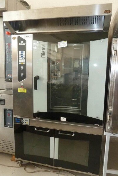4#7244 Attrezzatura da cucina industriale e arredi in vendita - foto 23
