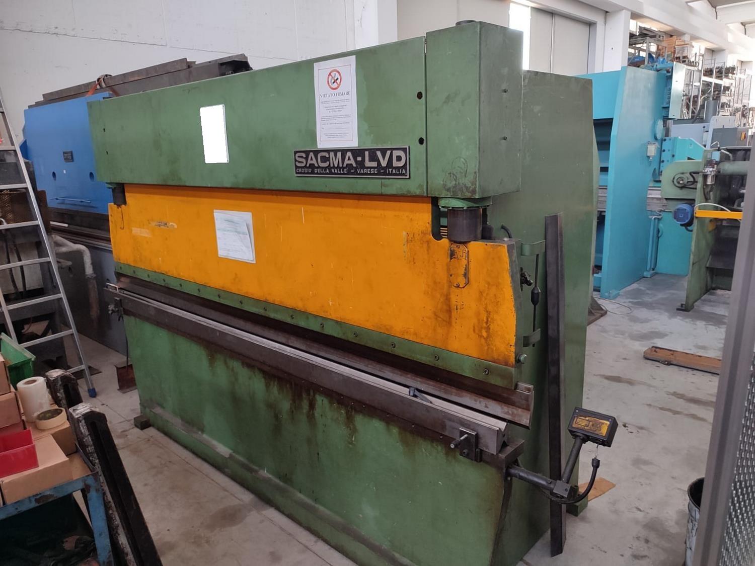Lot LVD PP hydraulic press brake