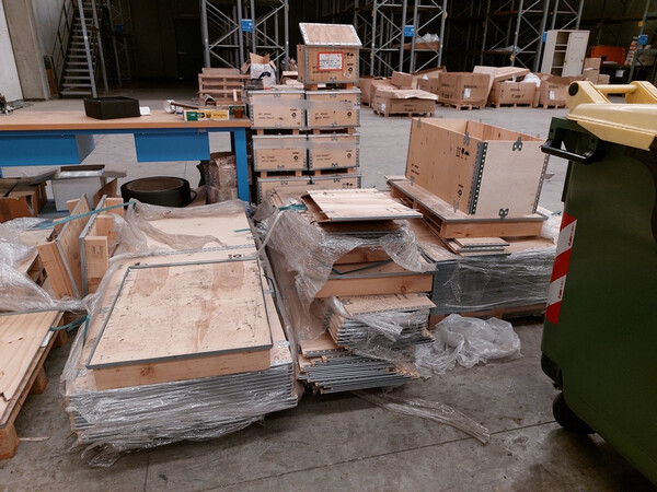 3#7249 Banco lavoro in legno e transpallet in vendita - foto 6