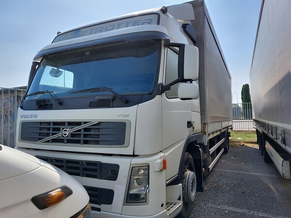 Autocarri in vendita