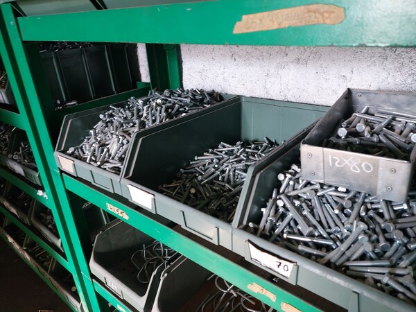 4#7267 Attrezzature e accessori per lavorazione meccanica in vendita - foto 37