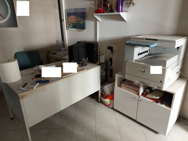 11#7272 Arredi da ufficio e attrezzature elettroniche in vendita - foto 3