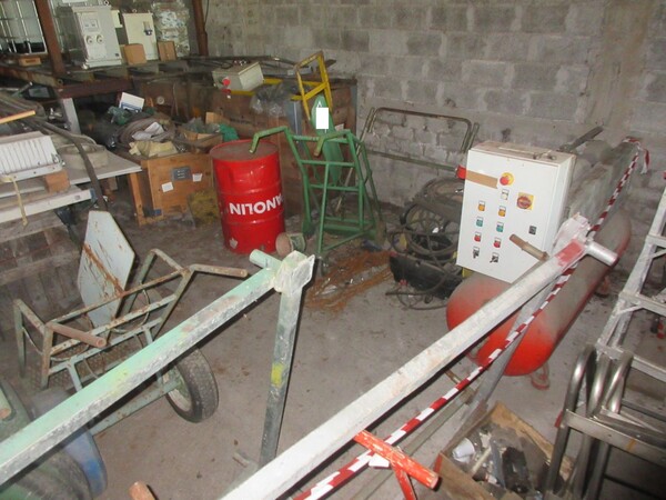 3#7277 Scaffalatura in ferro e attrezzatura in vendita - foto 9