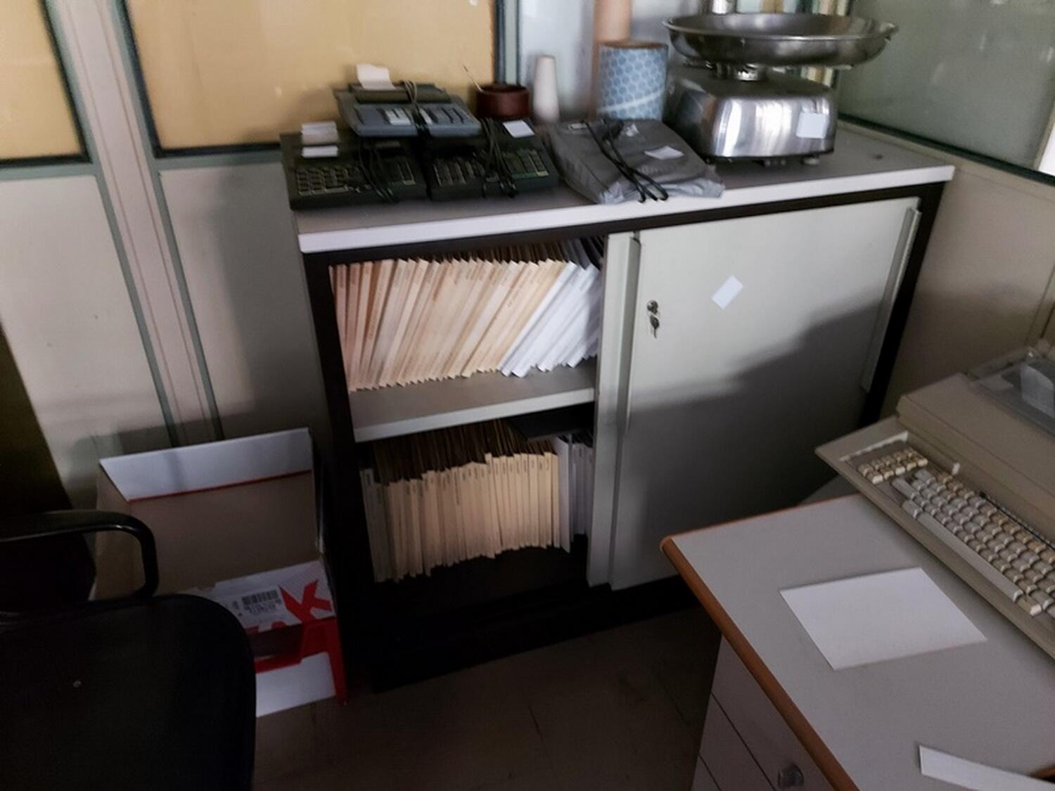 Lot Office furniture