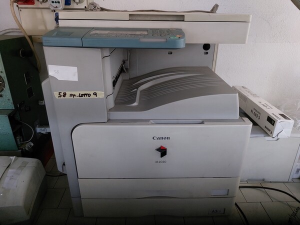 9#7284 Arredi e macchine d'ufficio in vendita - foto 2
