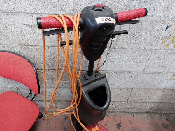 9#7284 Arredi e macchine d'ufficio in vendita - foto 27