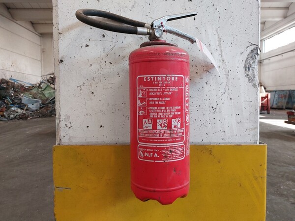 6#7291 Macchinari dismessi e attrezzatura in vendita - foto 20