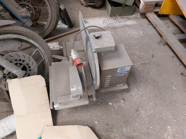 6#7291 Macchinari dismessi e attrezzatura in vendita - foto 43