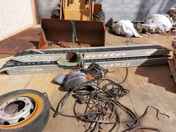 6#7291 Macchinari dismessi e attrezzatura in vendita - foto 74