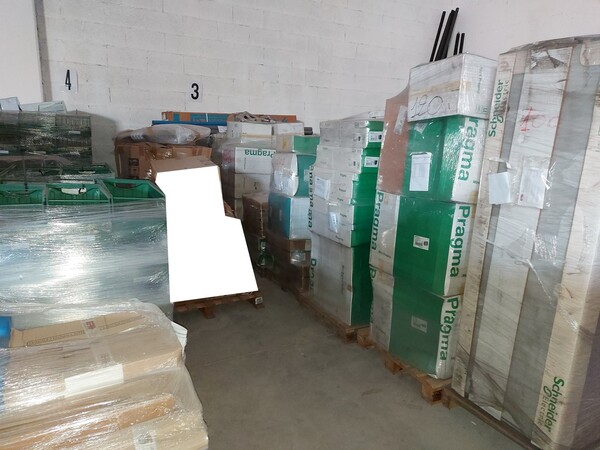 3#7293 Materiale elettrico residenziale e industriale e componenti di illuminazione in vendita - foto 28