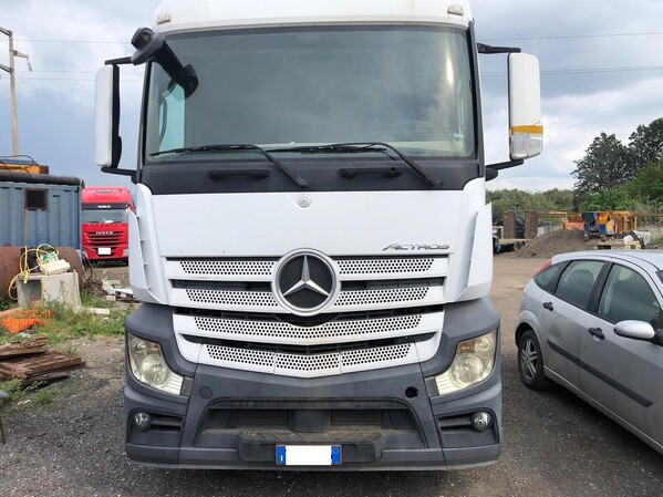 Autocarri in vendita