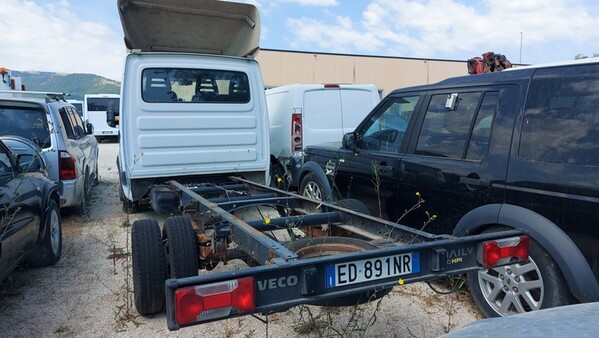 16#7305 Furgone  Iveco Daily in vendita - foto 2