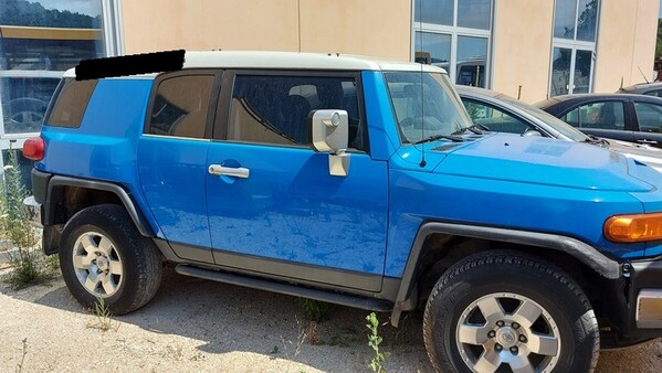 2#7305 Autovettura Toyota Fj Cruiser in vendita - foto 2