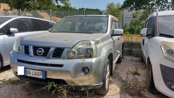 26#7305 Autovettura Nissan X - Trail in vendita - foto 2