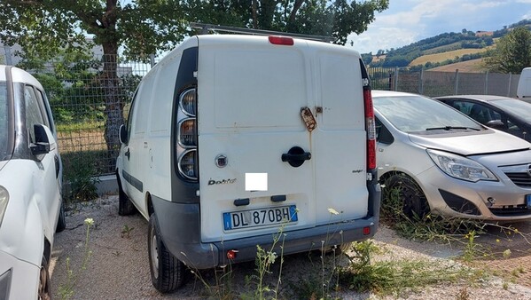 29#7305 Autovettura Fiat Doblò in vendita - foto 2