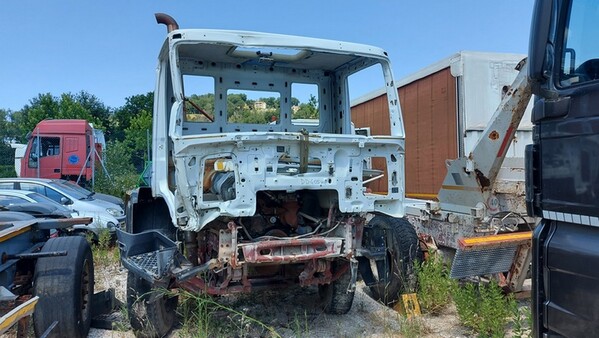 Autocarri in vendita