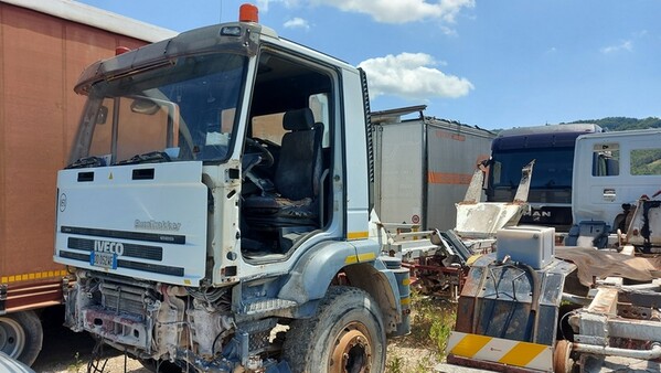 Autocarri in vendita