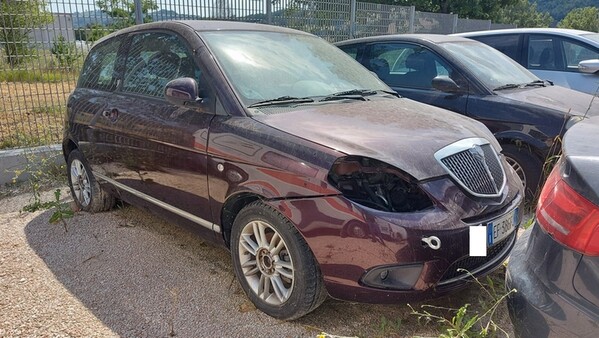 42#7305 Autovettura Lancia Ypsilon in vendita - foto 1