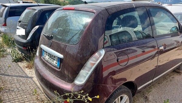 42#7305 Autovettura Lancia Ypsilon in vendita - foto 2