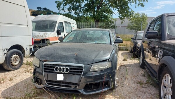 44#7305 Autovettura Audi A4 in vendita - foto 2