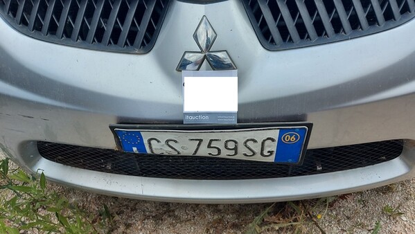 5#7305 Autovettura Mitsubishi Grandis in vendita - foto 2