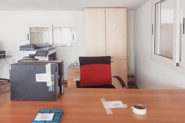 22#7327 Attrezzatura ed arredi ufficio in vendita - foto 2