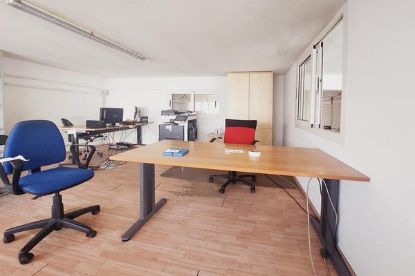 22#7327 Attrezzatura ed arredi ufficio in vendita - foto 13