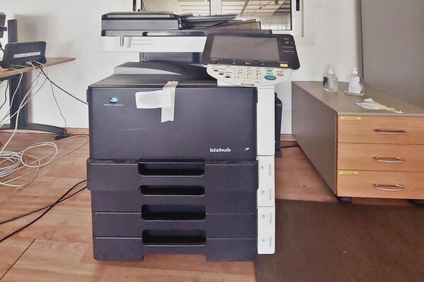 22#7327 Attrezzatura ed arredi ufficio in vendita - foto 17