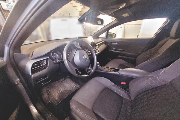 24#7327 Autovettura Toyota C-HR in vendita - foto 6