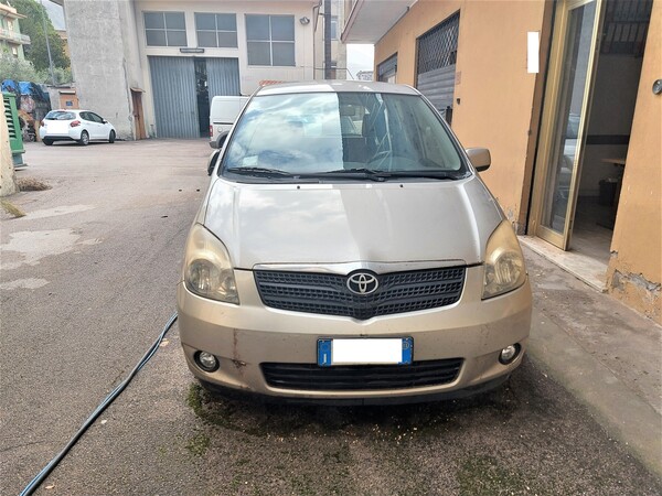 2#7333 Autovettura Toyota Corolla in vendita - foto 2