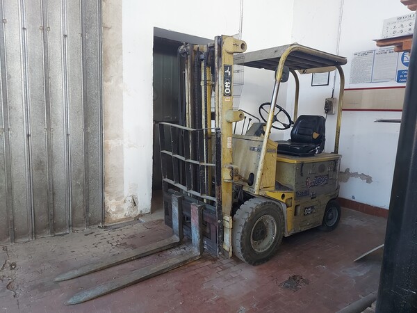 21#7333 Carrello elevatore elettrico OM in vendita - foto 2
