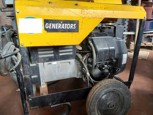 30#7333 Motosaldatrice Generators e blocco motore Lombardini in vendita - foto 1