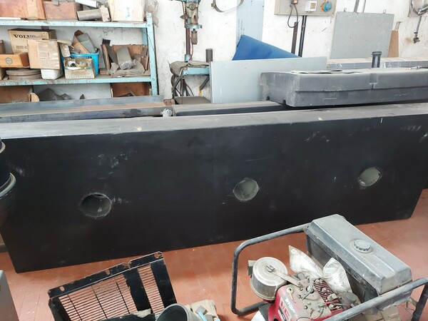 31#7333 Scaffalatura con componentistica gruppi elettrogeni in vendita - foto 17