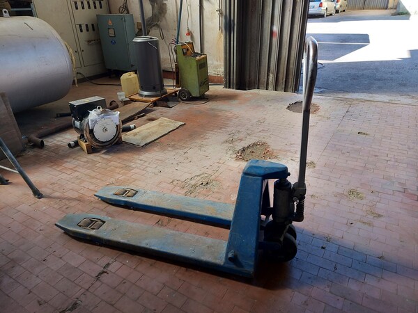 47#7333 Attrezzature e materiale da officina in vendita - foto 25
