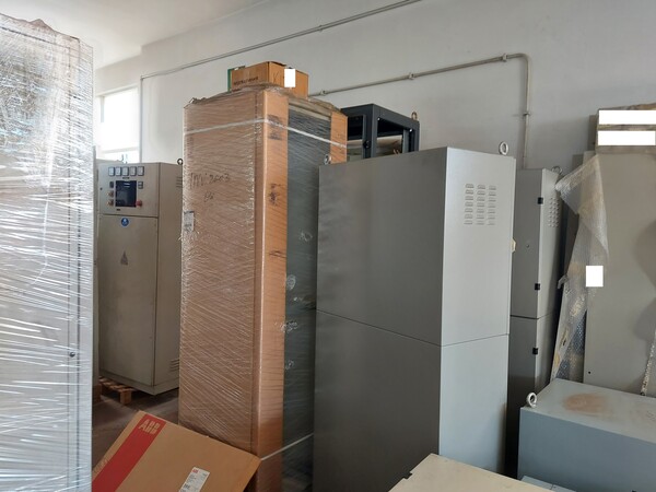 Materiale elettrico in vendita