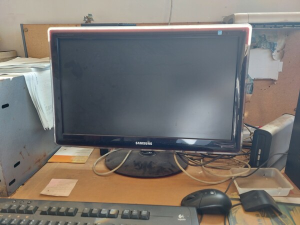 48#7333 Attrezzature e materiali da officina elettrica in vendita - foto 16