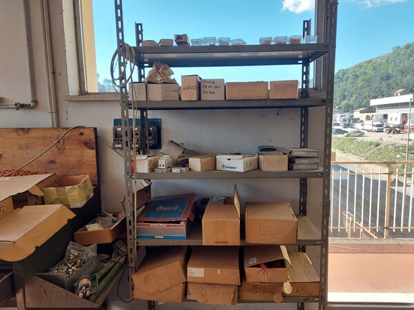 48#7333 Attrezzature e materiali da officina elettrica in vendita - foto 18