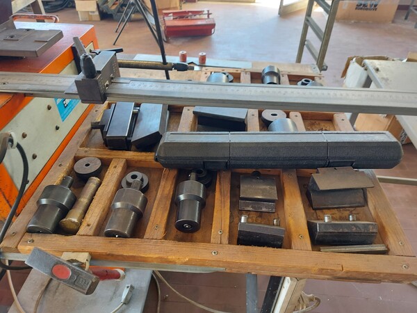 48#7333 Attrezzature e materiali da officina elettrica in vendita - foto 32
