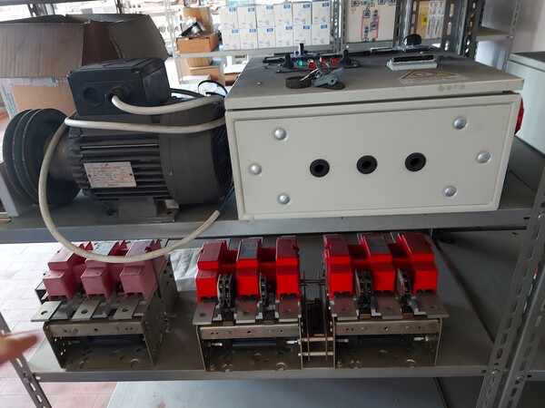 48#7333 Attrezzature e materiali da officina elettrica in vendita - foto 37