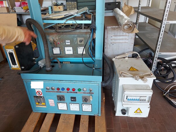 48#7333 Attrezzature e materiali da officina elettrica in vendita - foto 44