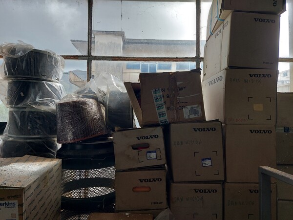 8#7333 Ricambi meccanici ed elettrici in vendita - foto 15
