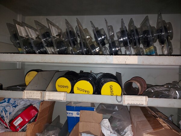 8#7333 Ricambi meccanici ed elettrici in vendita - foto 16