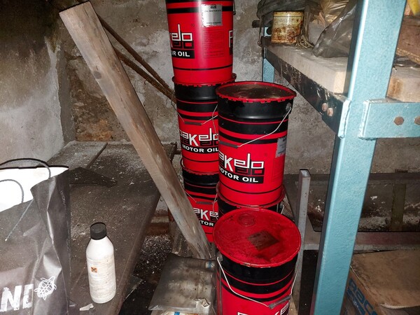 8#7333 Ricambi meccanici ed elettrici in vendita - foto 29